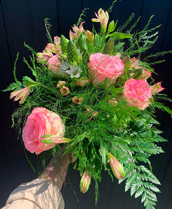 Ramos de rosas rosadas